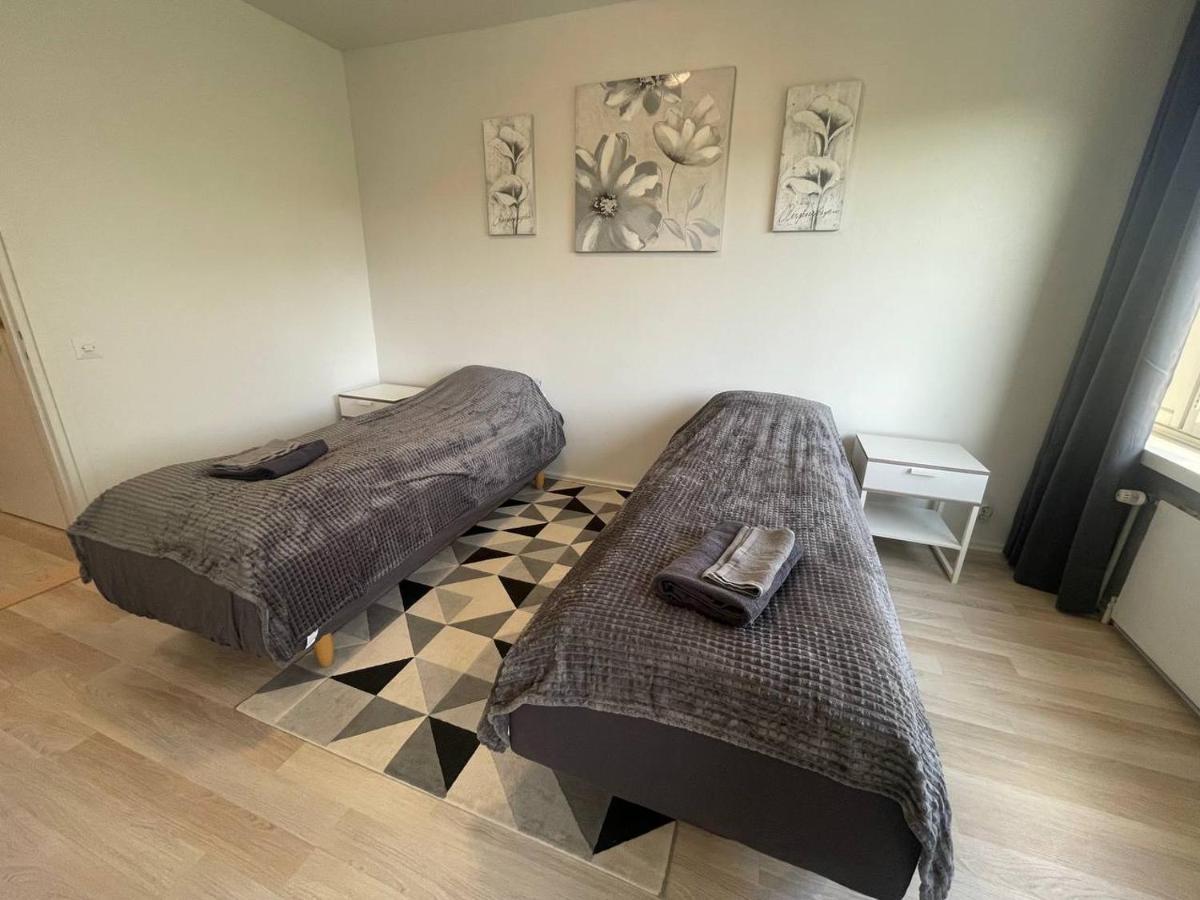 אולו 2-Room City Center, Parking מראה חיצוני תמונה